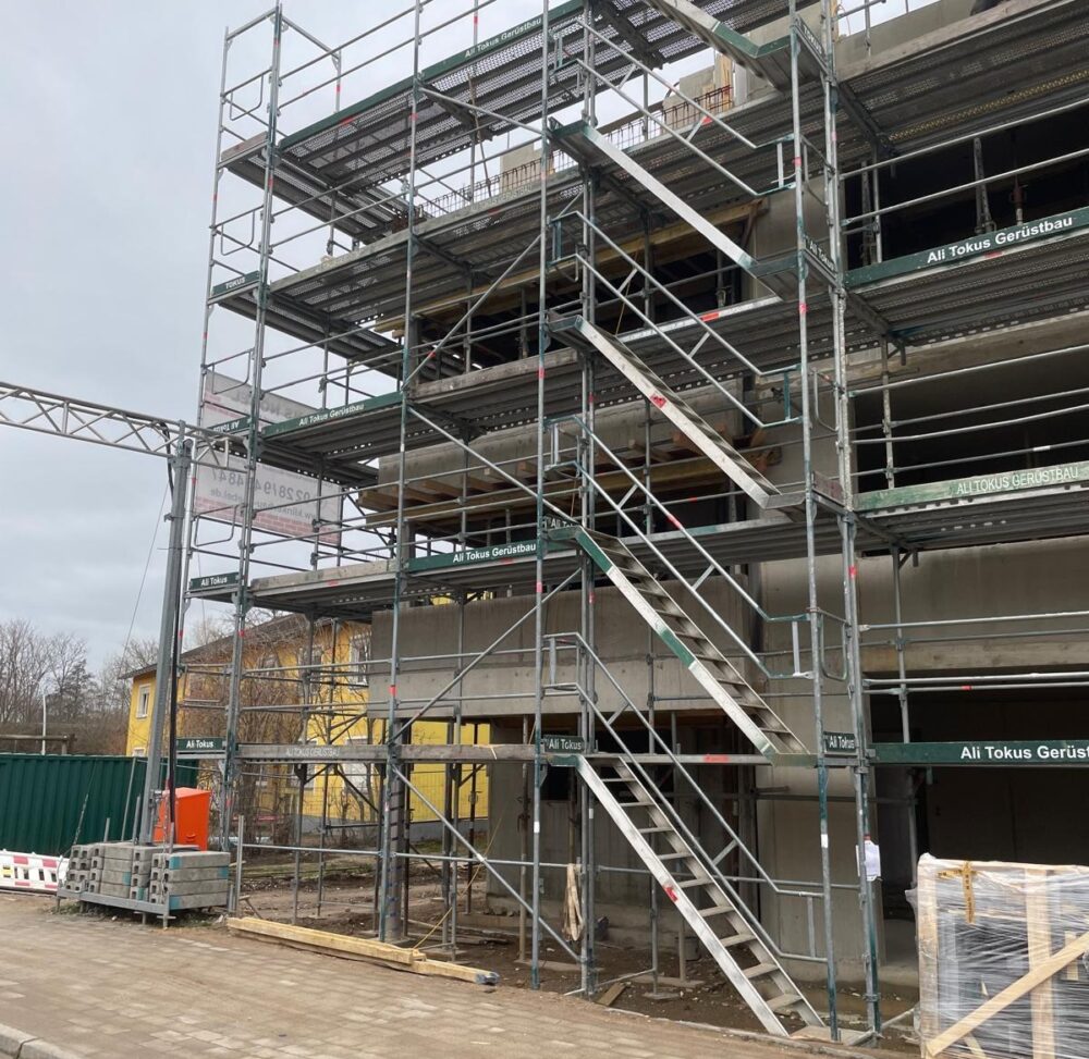 WhatsApp Image 2025-03-28 at 22.12.48 (4)